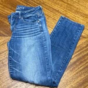 American Eagle straight super strech jeans